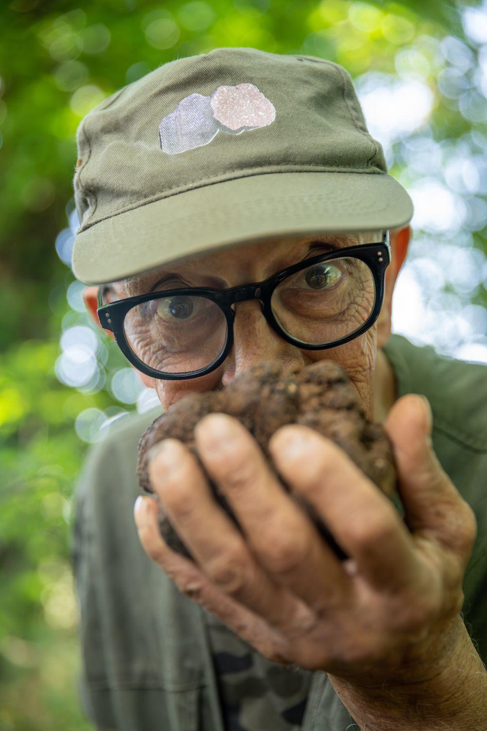 FEAST truffle hunter Umbria Bruno