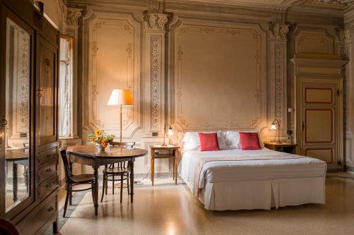 FEAST junior suite Castalderia Real Castello Piemonte